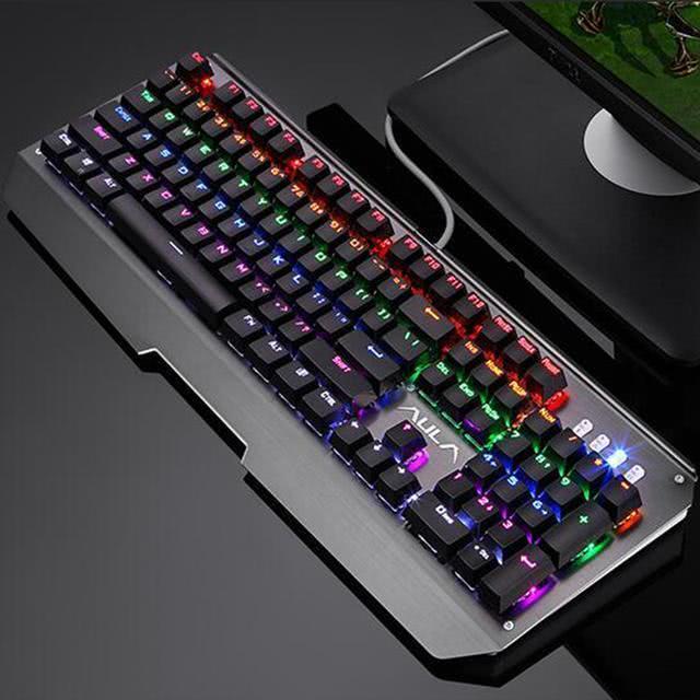 炫彩背光机械键盘，为您的桌面增添时尚美观