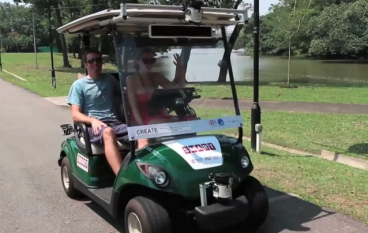 新加坡试行无人驾驶golf车
