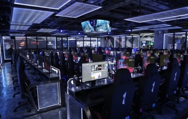 CGA香港电竞馆开幕顶级设备、私人教练、VR体验应有尽有！