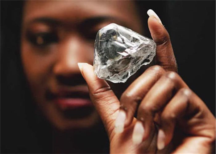 困惑非洲人的问题：为何我们的钻石便宜又好看，中国人却不买？