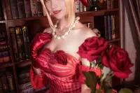 Fate/EXTELLA偶像皇帝尼禄cosplay一身红裙娇艳动人的尼禄
