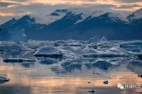 格陵兰冰盖达到崩溃临界点，即使补救也一切都晚了